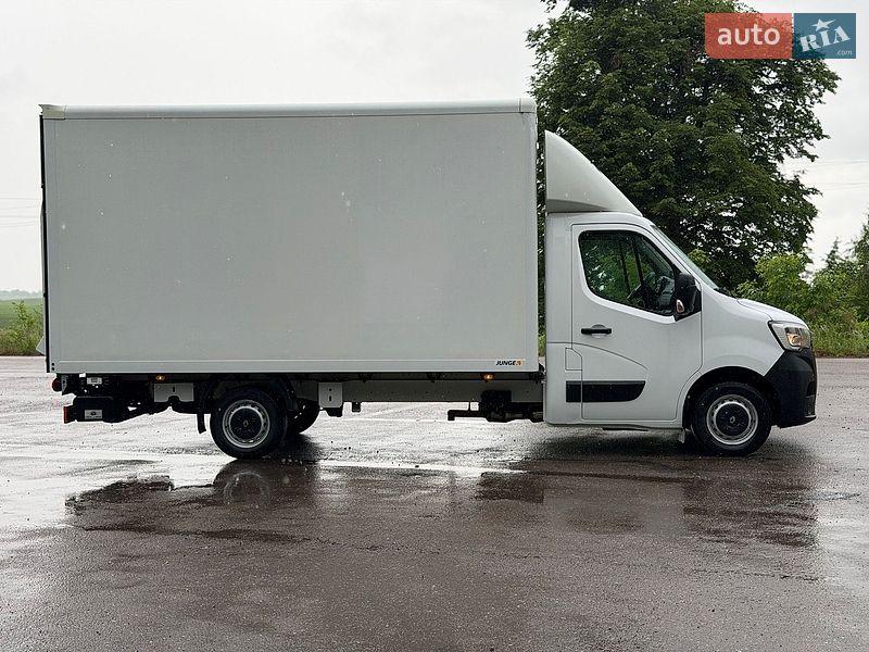 Вантажний фургон Renault Master 2019 в Дубні