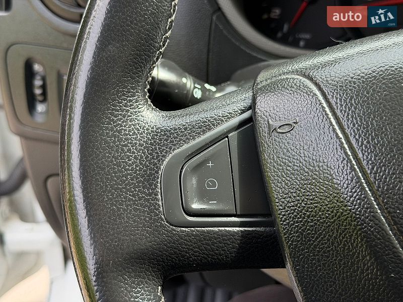 Автовоз Renault Master 2013 в Днепре
