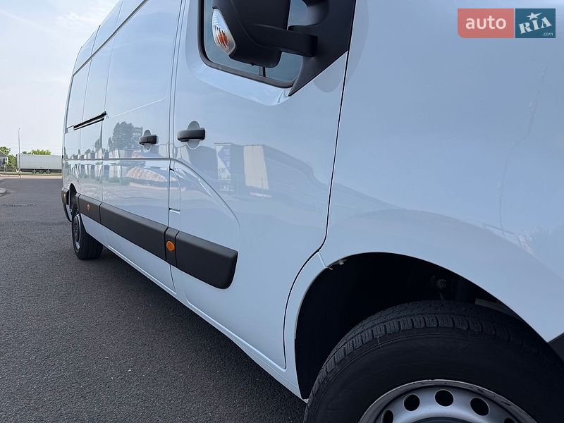 Вантажний фургон Renault Master 2022 в Ковелі