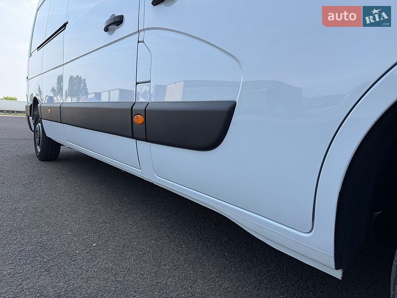 Вантажний фургон Renault Master 2022 в Ковелі