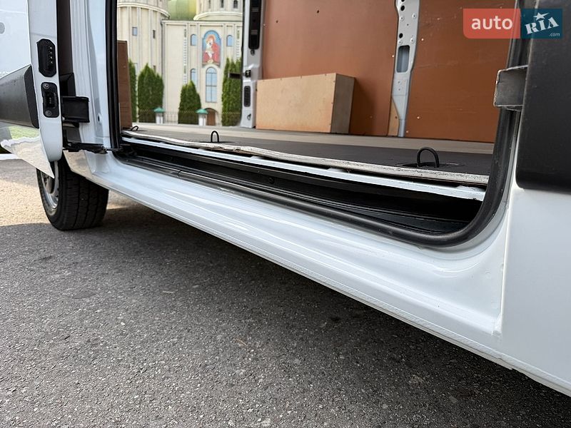 Вантажний фургон Renault Master 2021 в Дубні