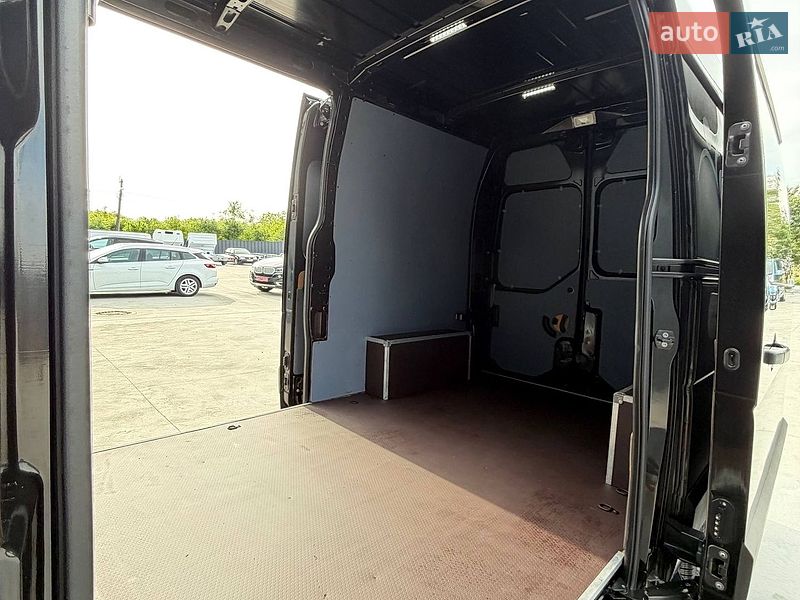 Мікроавтобус вантажний (до 3,5т) Renault Master 2021 в Дубні