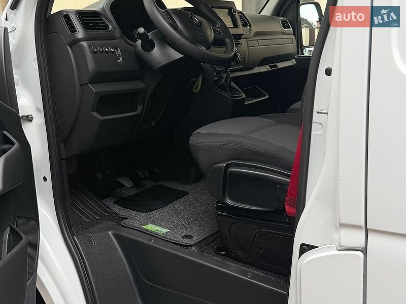 Вантажний фургон Renault Master 2023 в Києві