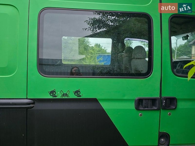Минивэн Renault Master 2006 в Глевахе