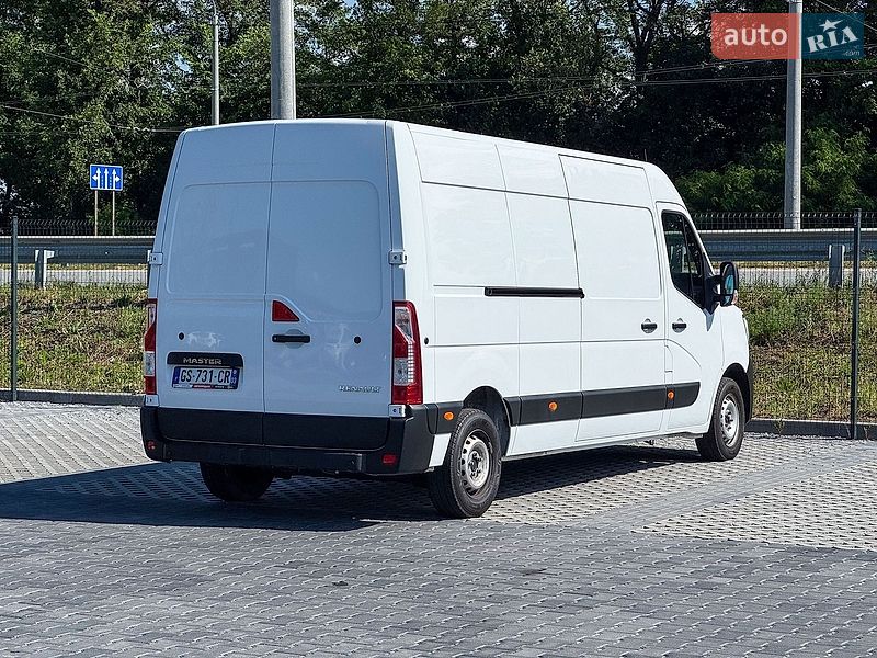 Вантажний фургон Renault Master 2023 в Рівному