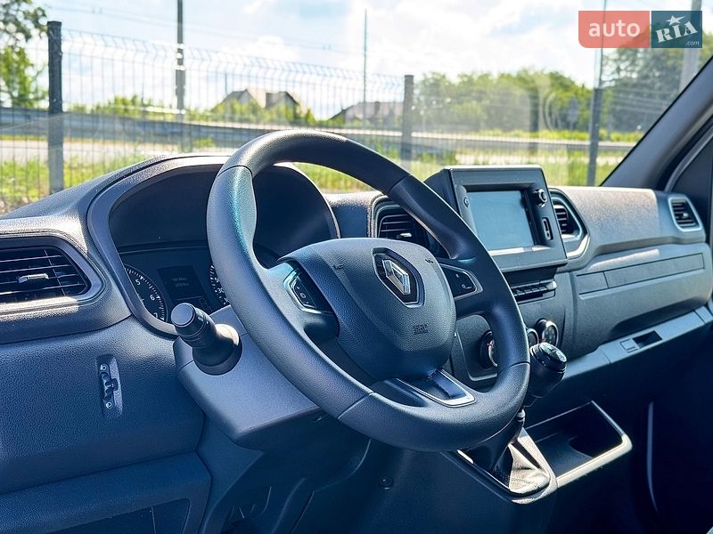 Вантажний фургон Renault Master 2023 в Рівному