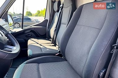 Вантажний фургон Renault Master 2023 в Рівному