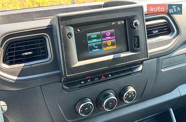 Вантажний фургон Renault Master 2023 в Рівному
