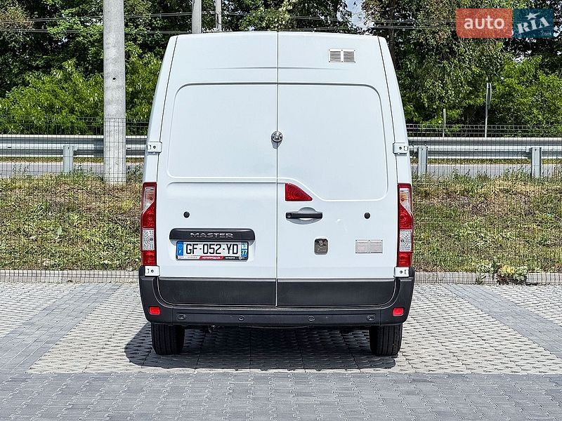 Грузовой фургон Renault Master 2022 в Ровно