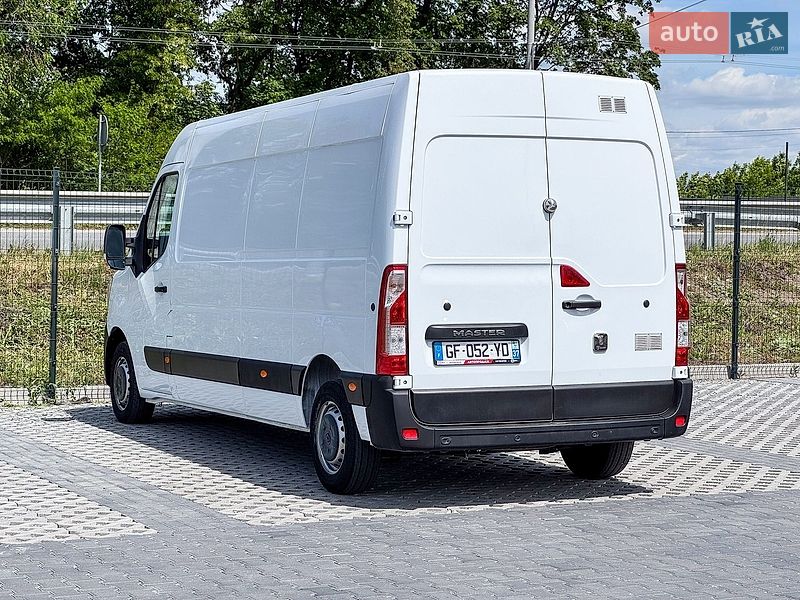 Грузовой фургон Renault Master 2022 в Ровно