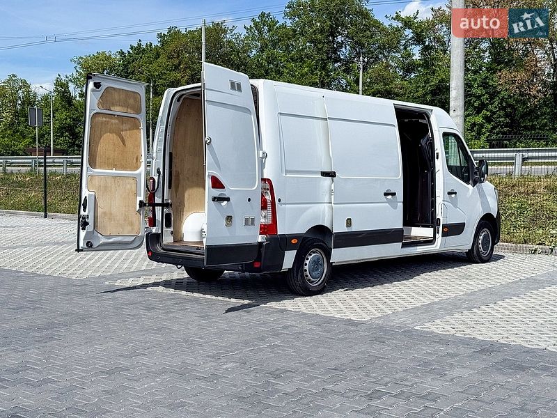 Грузовой фургон Renault Master 2022 в Ровно