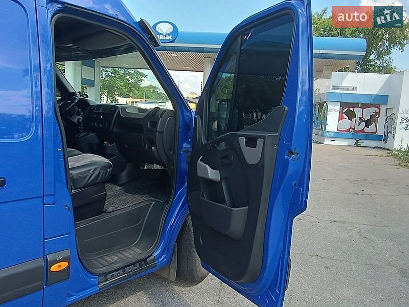 Грузовой фургон Renault Master 2016 в Днепре