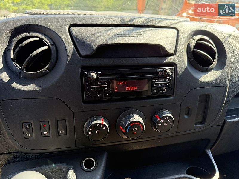 Вантажний фургон Renault Master 2016 в Києві фото 19 Вантажний фургон Renault Master 2016 в Києві