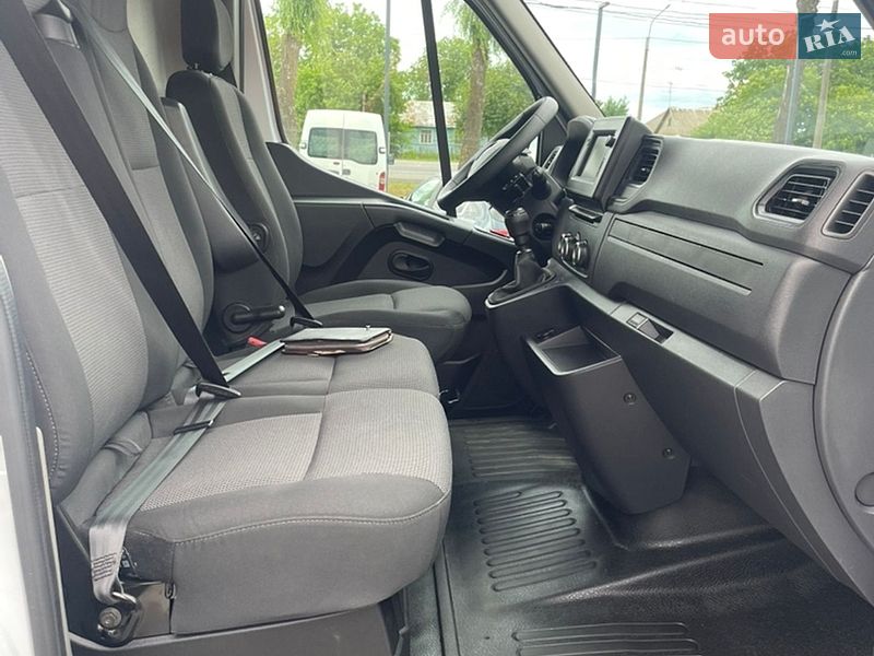 Грузовой фургон Renault Master 2022 в Луцке