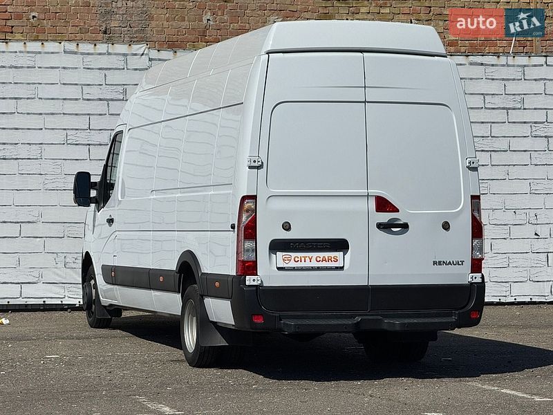 Грузовой фургон Renault Master 2024 в Киеве
