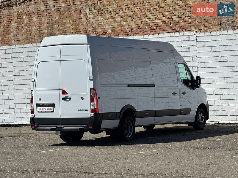 Грузовой фургон Renault Master 2024 в Киеве