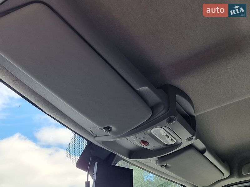 Микроавтобус грузовой (до 3,5т) Renault Master 2017 в Василькове