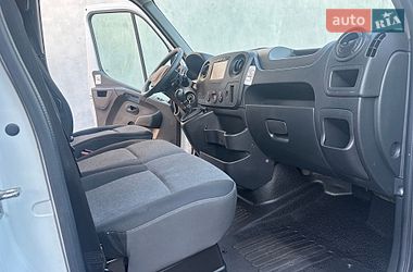 Вантажний фургон Renault Master 2019 в Нововолинську