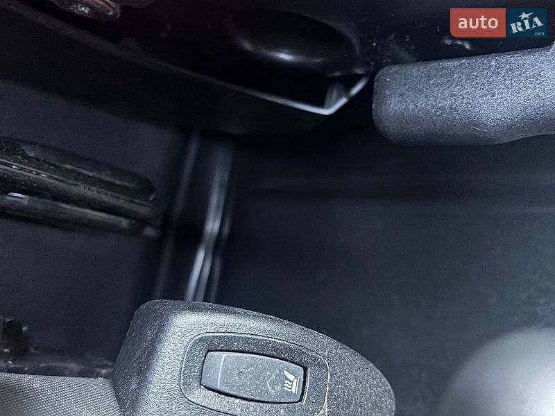 Вантажний фургон Renault Master 2019 в Нововолинську