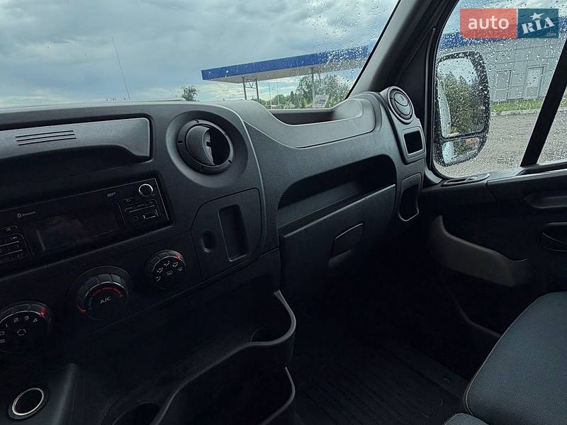 Грузовой фургон Renault Master 2016 в Киеве фото 36 Грузовой фургон Renault Master 2016 в Киеве
