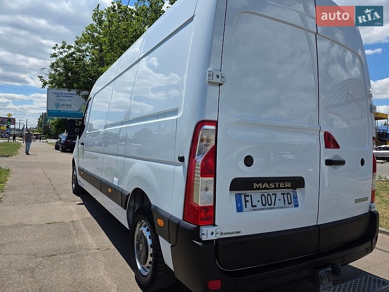 Вантажний фургон Renault Master 2019 в Одесі