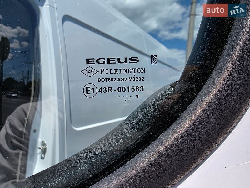 Вантажний фургон Renault Master 2019 в Одесі