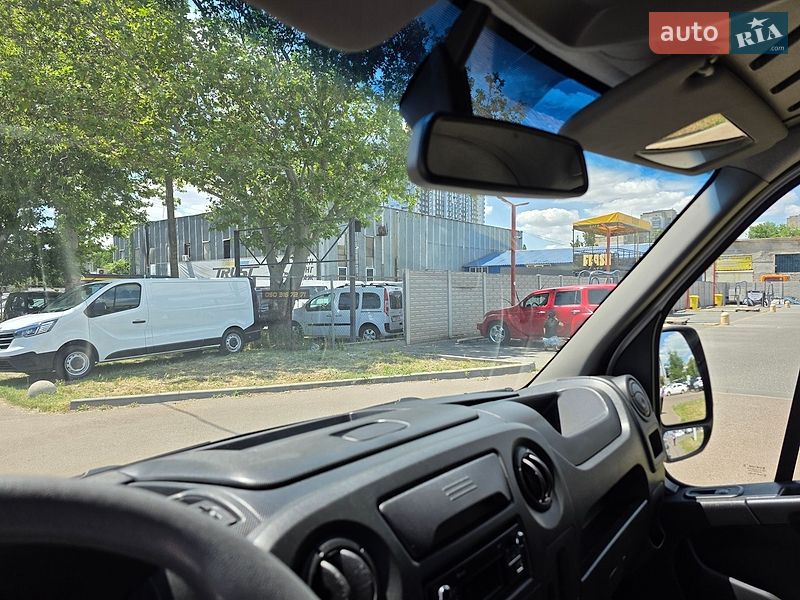 Вантажний фургон Renault Master 2019 в Одесі