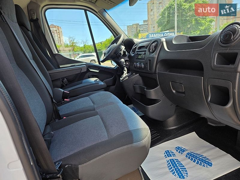 Вантажний фургон Renault Master 2019 в Одесі