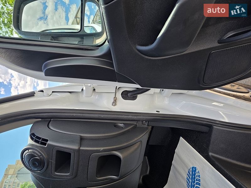 Вантажний фургон Renault Master 2019 в Одесі