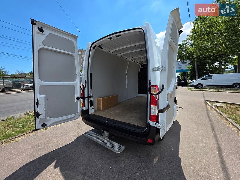 Вантажний фургон Renault Master 2019 в Одесі