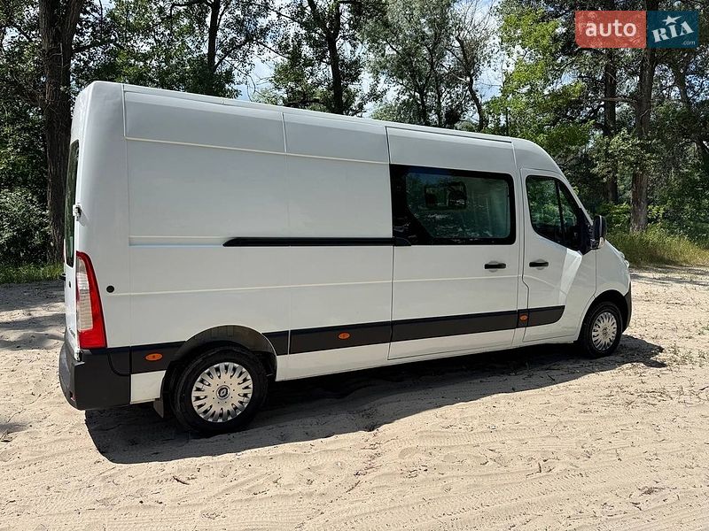 Грузовой фургон Renault Master 2015 в Полтаве