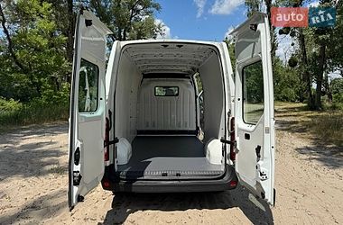 Грузовой фургон Renault Master 2015 в Полтаве