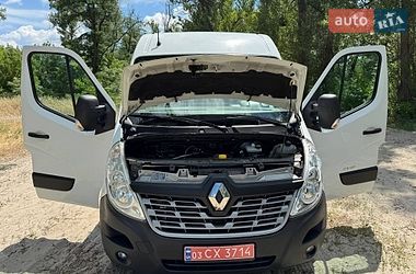 Грузовой фургон Renault Master 2015 в Полтаве