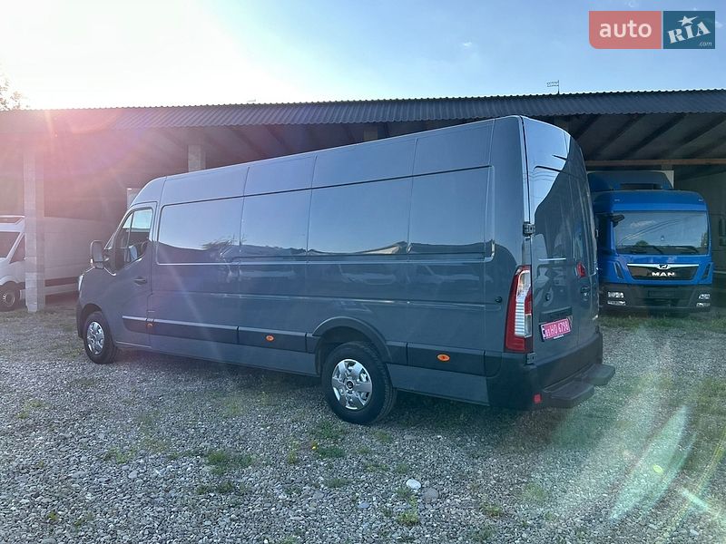 Вантажний фургон Renault Master 2022 в Хусті