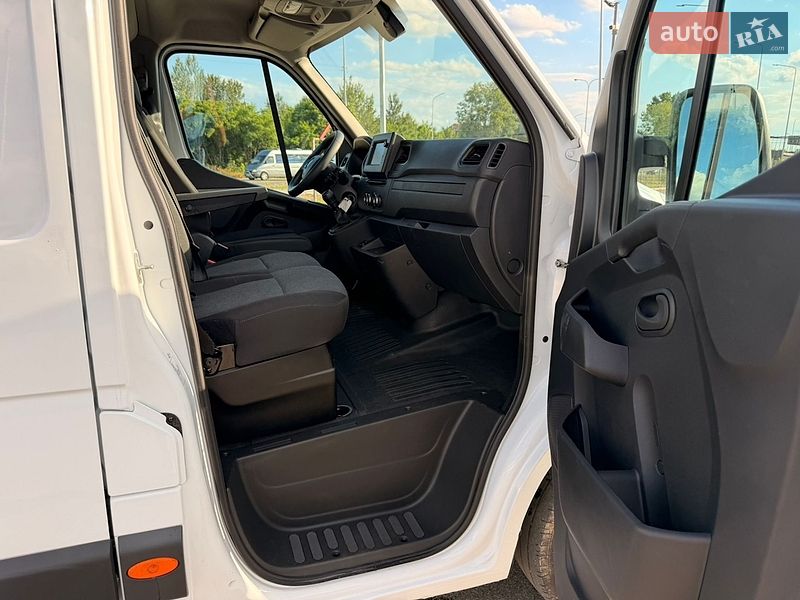 Вантажний фургон Renault Master 2022 в Києві