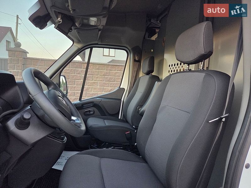 Вантажний фургон Renault Master 2021 в Дубні