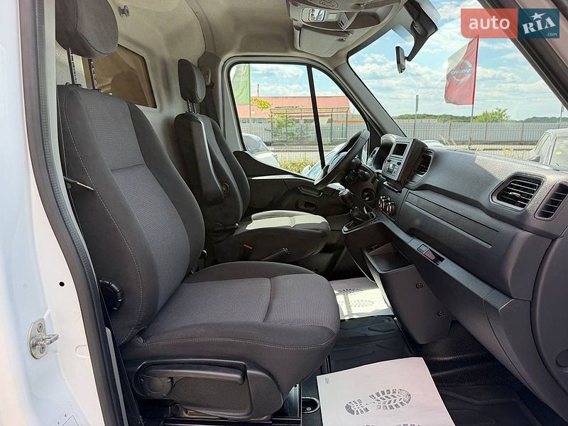 Вантажний фургон Renault Master 2021 в Вінниці