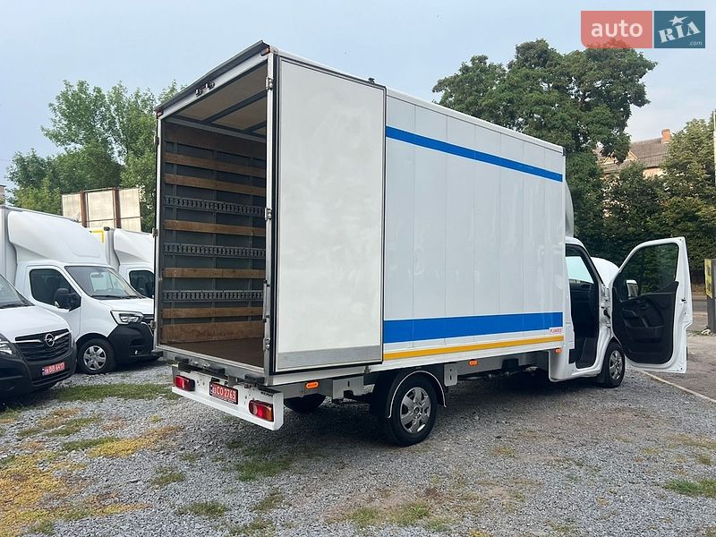 Інші вантажівки Renault Master 2023 в Рівному