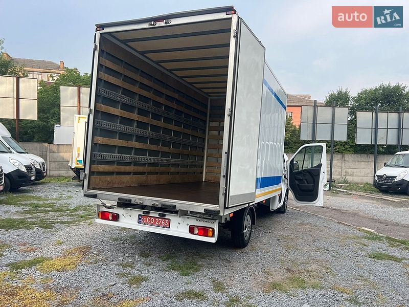 Інші вантажівки Renault Master 2023 в Рівному