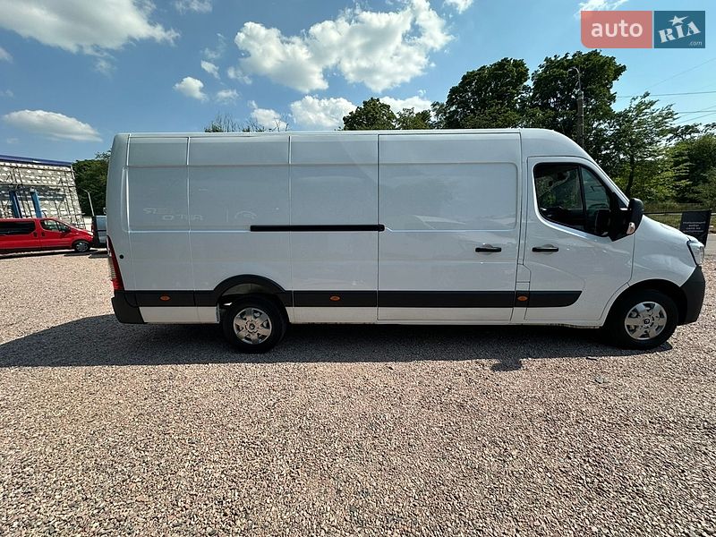 Грузовой фургон Renault Master 2023 в Ровно