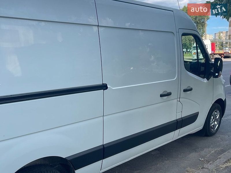 Грузовой фургон Renault Master 2017 в Киеве