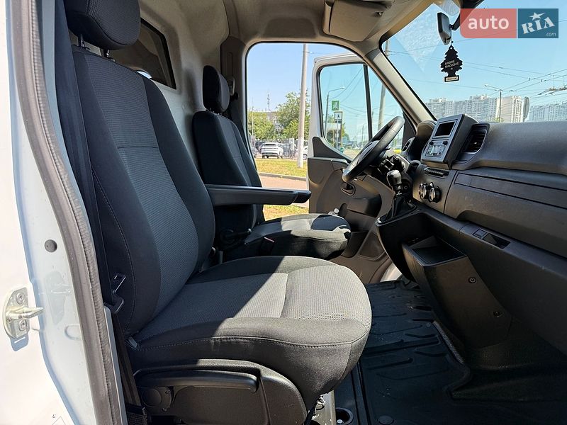 Грузовой фургон Renault Master 2021 в Одессе
