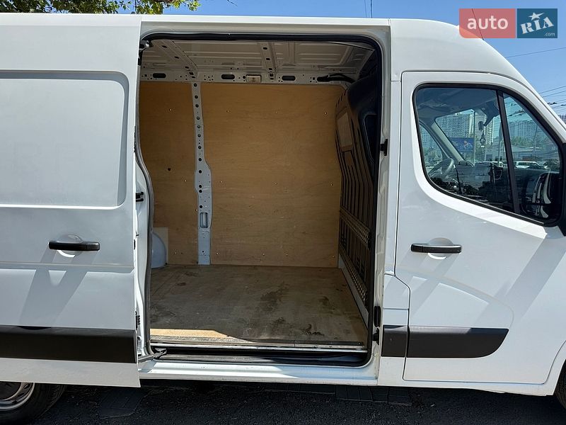 Грузовой фургон Renault Master 2021 в Одессе