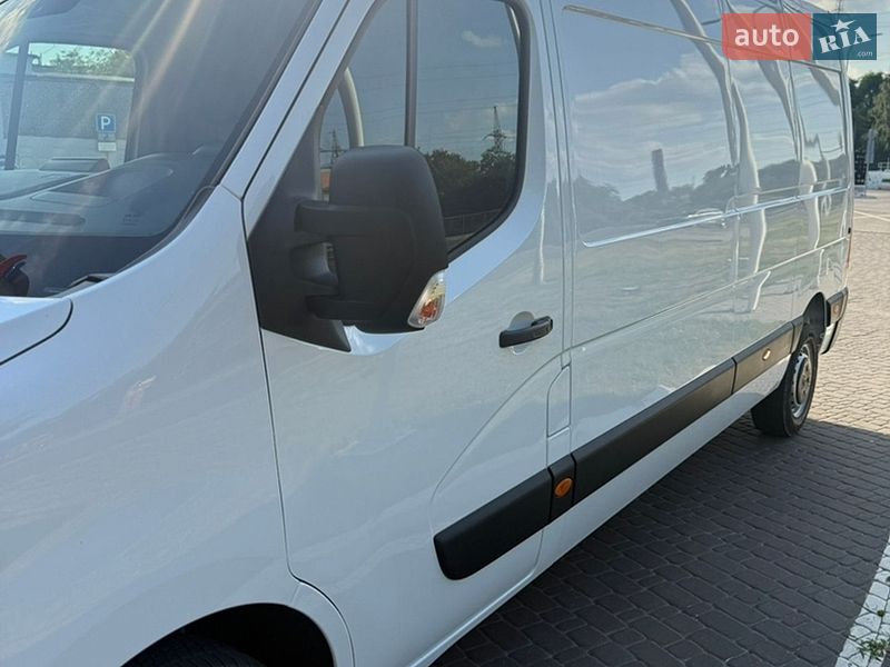 Грузовой фургон Renault Master 2022 в Днепре