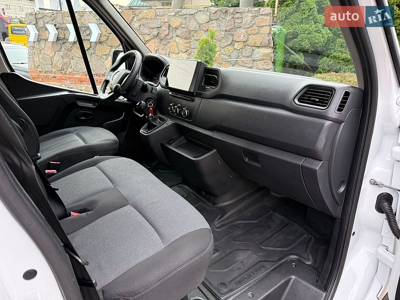 Вантажний фургон Renault Master 2021 в Броварах