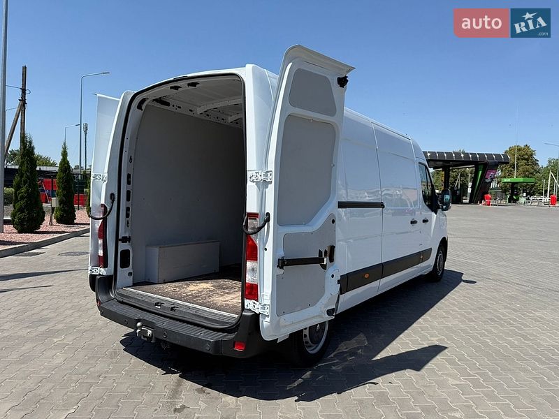 Грузовой фургон Renault Master 2023 в Луцке