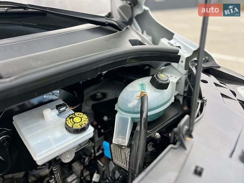 Грузовой фургон Renault Master 2023 в Дубно