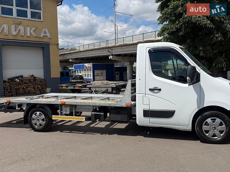 Грузовой фургон Renault Master 2015 в Луцке