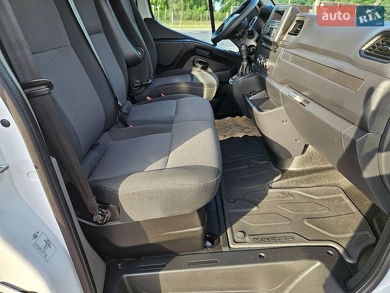 Микроавтобус грузовой (до 3,5т) Renault Master 2022 в Бердичеве