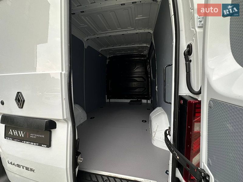 Грузовой фургон Renault Master 2025 в Львове